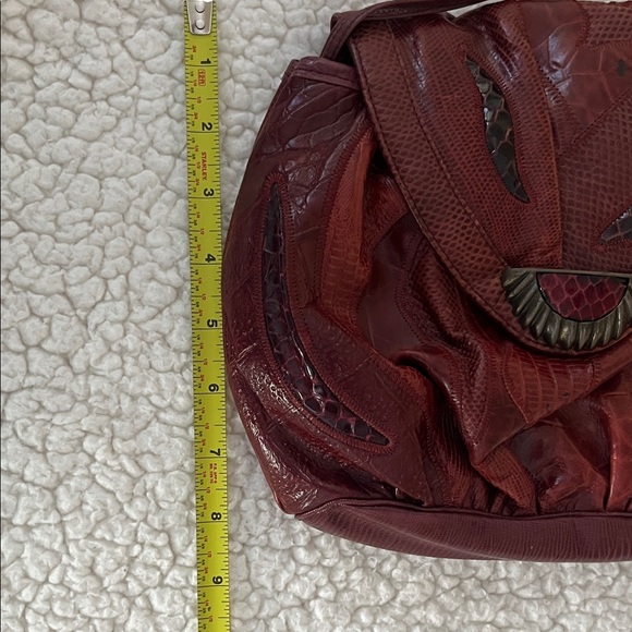 Sharif Burgundy and Black Textured Shoulder Bag - Picture 9 of 10